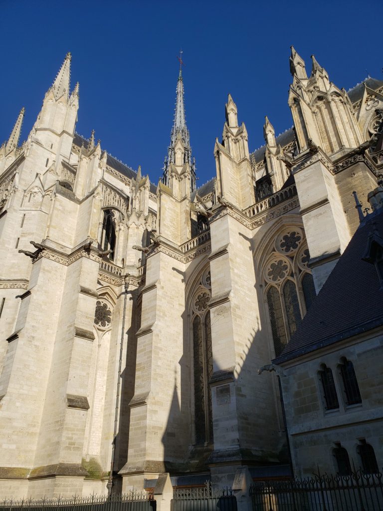 フランス 世界遺産 ヨーロッパ１００名城 レンタカーの旅9 アミアン大聖堂 アラスのシタデル アラスのタウンホール鐘楼 ノール パドカレーの炭鉱地帯 ルーブル美術館 Gonぷうdiary